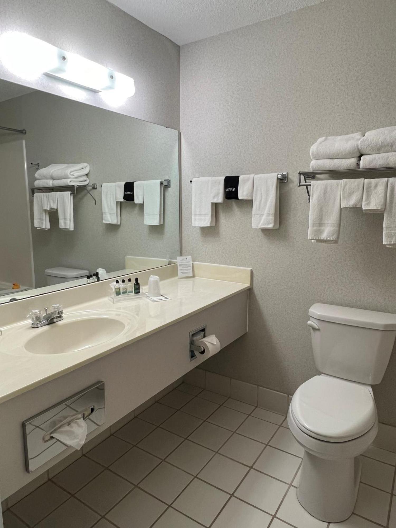 Country Inn Walker Luaran gambar